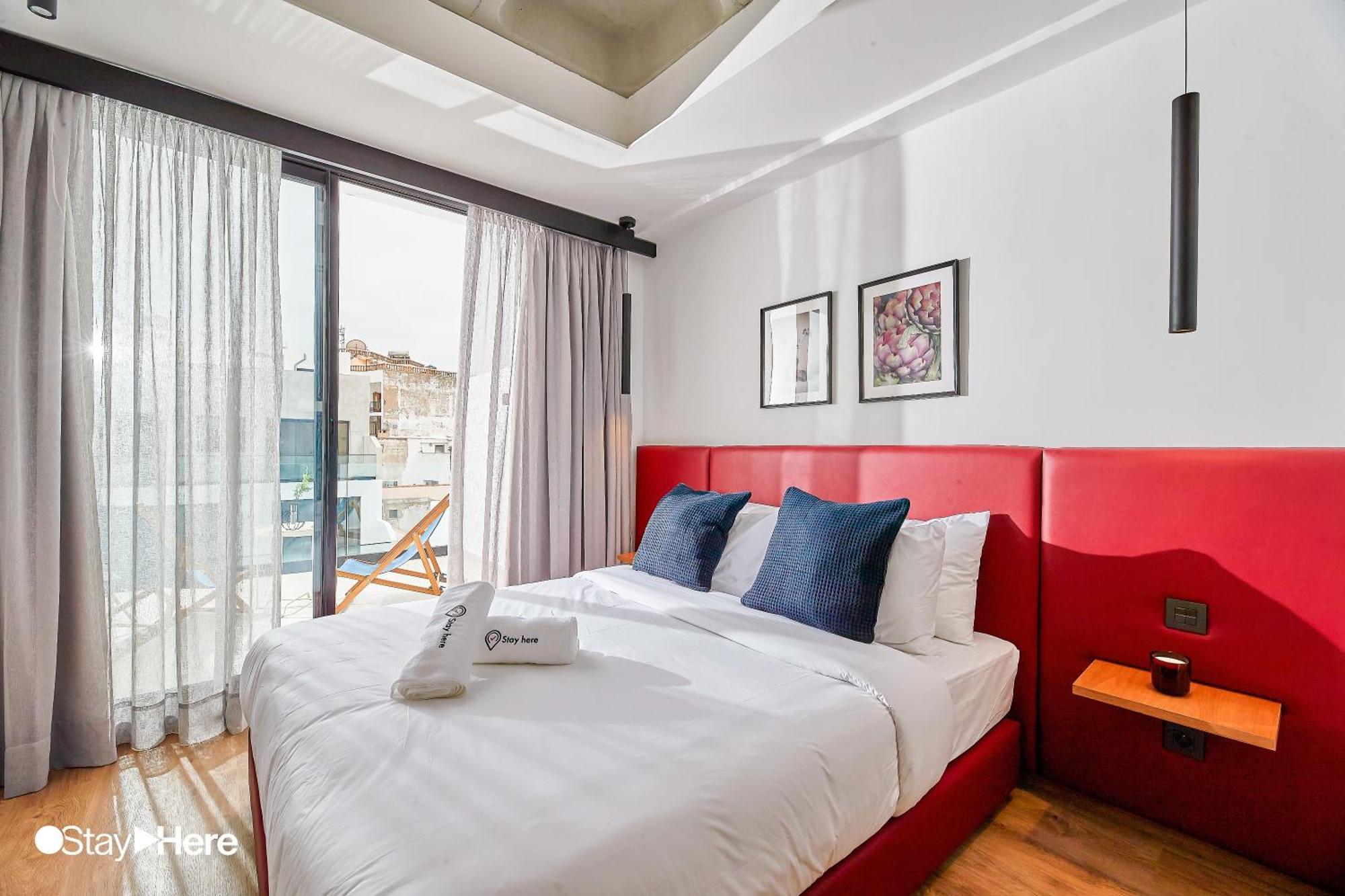 Stayhere - Gauthier 1 - Modern Casablanca