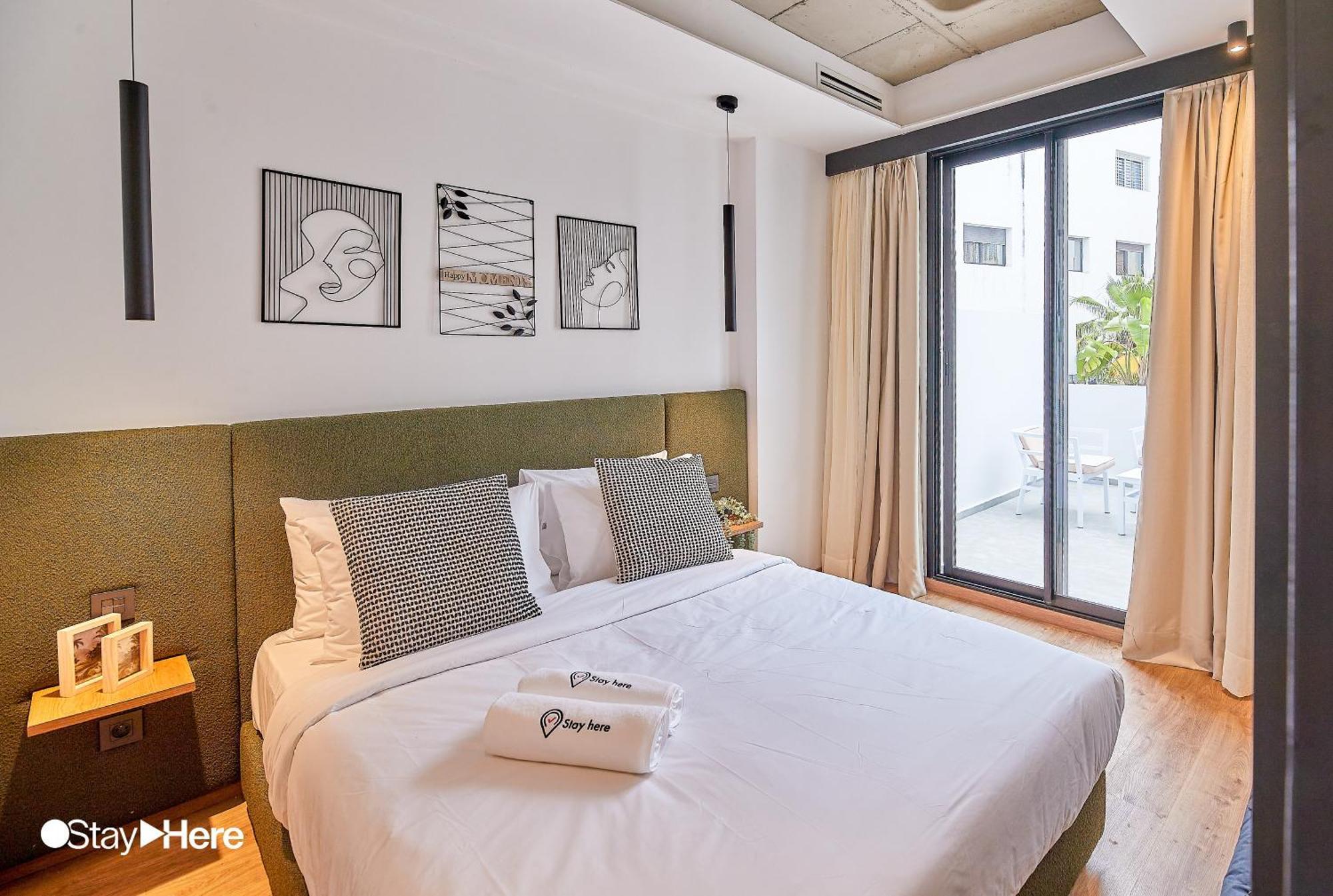 Stayhere - Gauthier 1 - Modern Casablanca