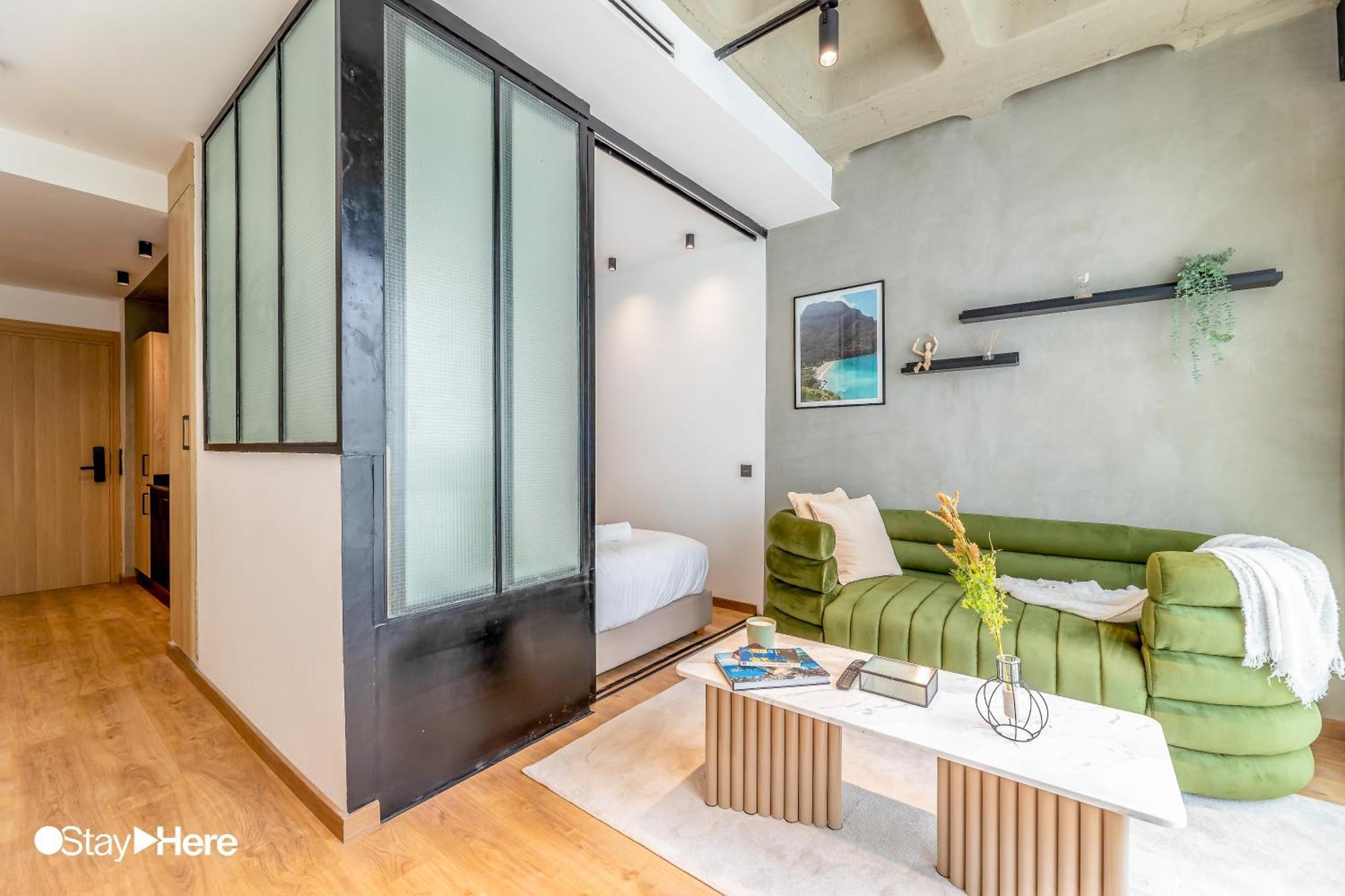 Stayhere - Gauthier 1 - Modern Casablanca